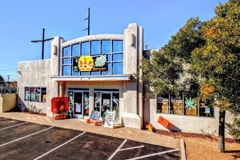 raw greens albuq1 768x512